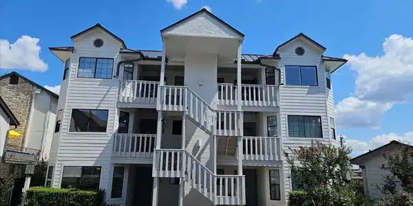 101 Island DR