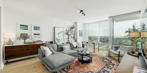 300 Bowie ST