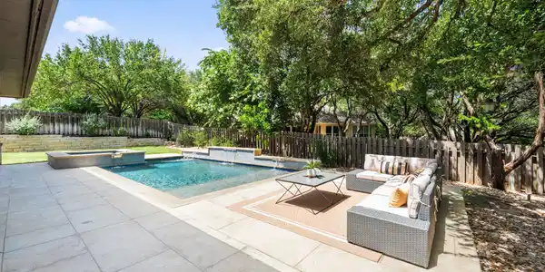 852 Sunfish ST
