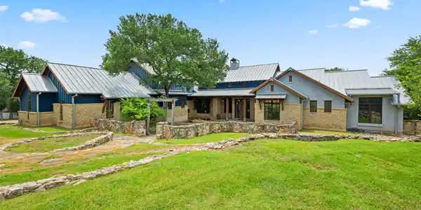 1905 Wood Acre LN