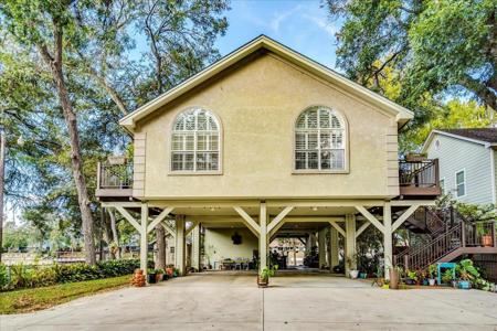 472 Turtle LN