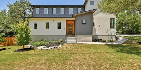 18405 Georgetown DR