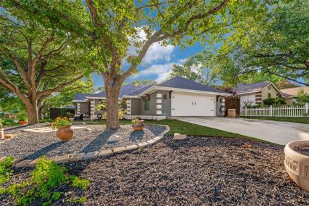 1933 Squire Circle CIR