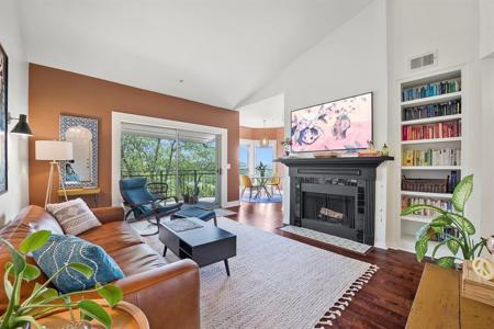 6000 Shepherd Mountain CV