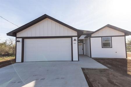 404 Sagehill DR