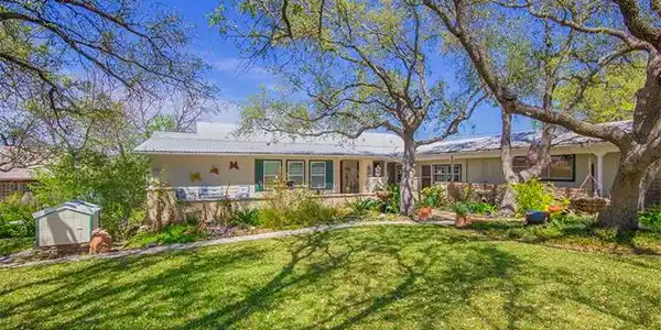 718 Morgan Creek Dr
