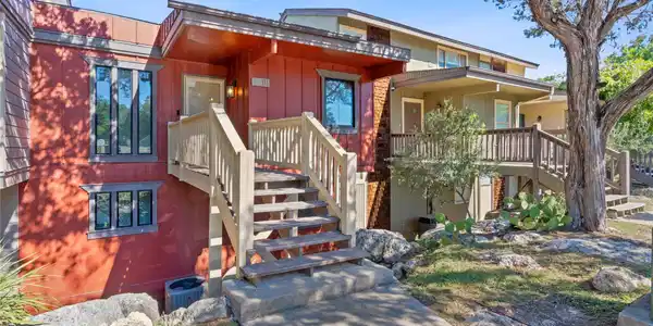 111 Comanche PT