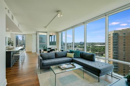 300 Bowie ST