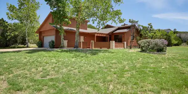 405 S COWAL DR