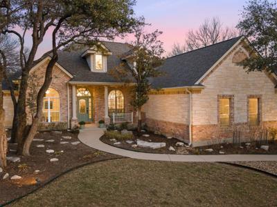 109 Roberts CIR