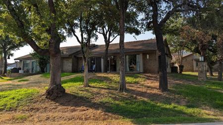100 Bay Point DR
