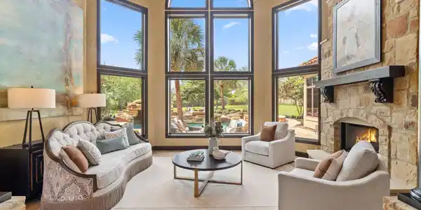 206 BELLA CIMA DR