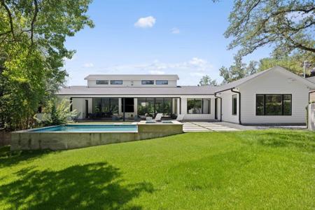 4504 Small DR