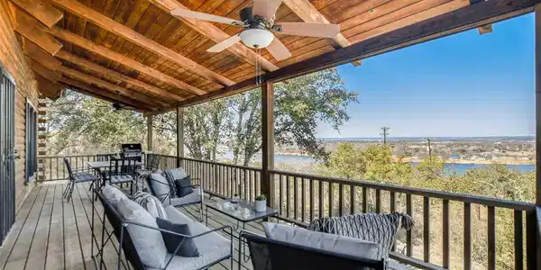 210 Circle RD