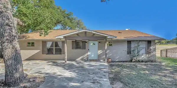 620 S Chaparral