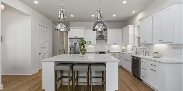 501 Alva DR