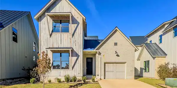 2400 Bruin DR