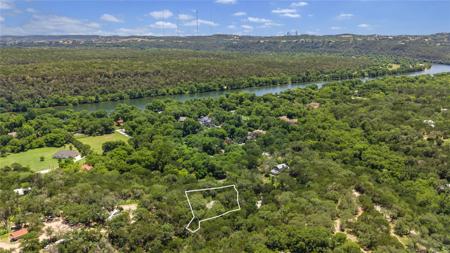 2316 River Hills RD