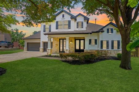 2200 Persimmon Ridge CT