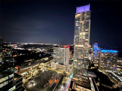 360 Nueces ST