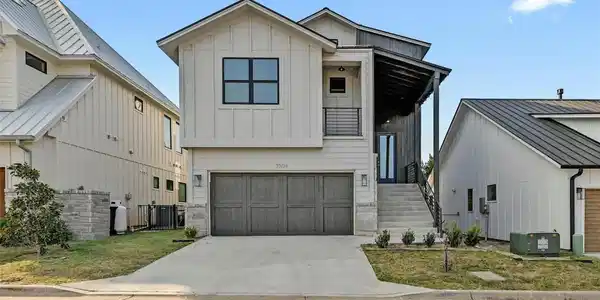 2304 Kellie Brooke RD