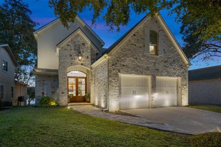 327 Meadowlakes DR