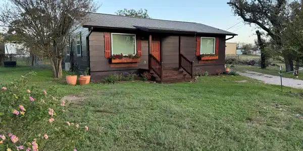 109 County Road 138