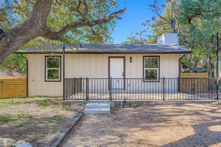10710 Crestview DR