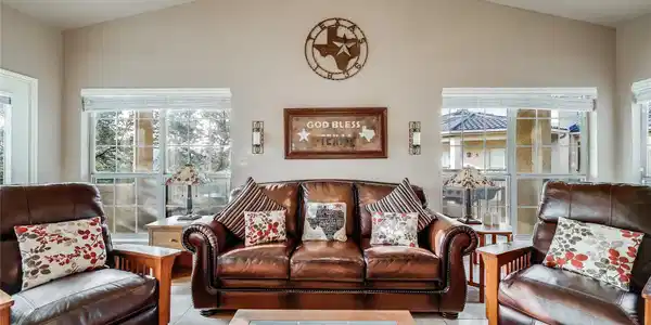 3404 American DR