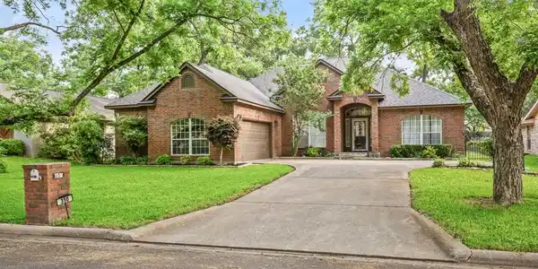 350 San Saba ST