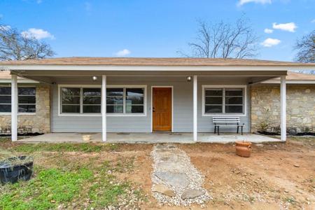 205 Clen Oak PKWY