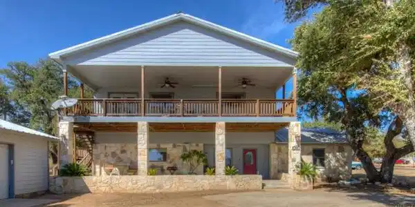 700 County Road 128