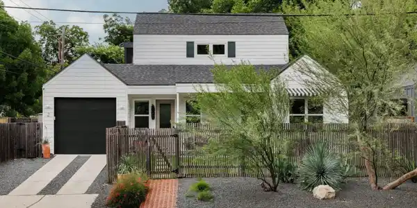 43 Lynn ST