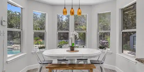 6313 La Mesa ST