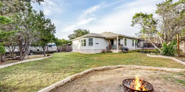 4116 Hillside DR