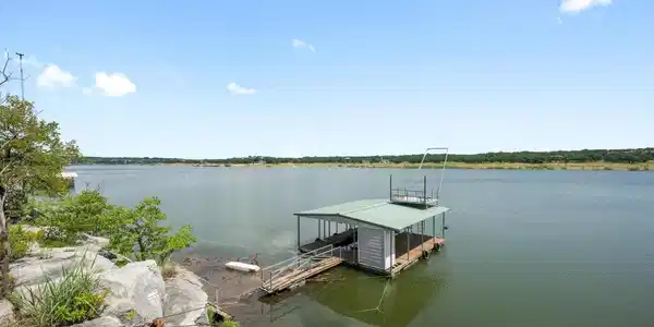 20926 W Lakeshore DR