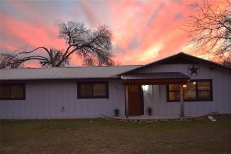 239 Southwood DR