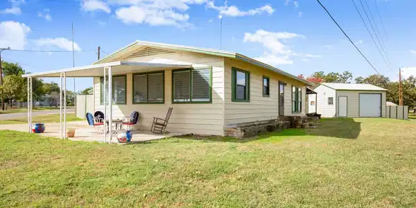 210 Striper Haven LN