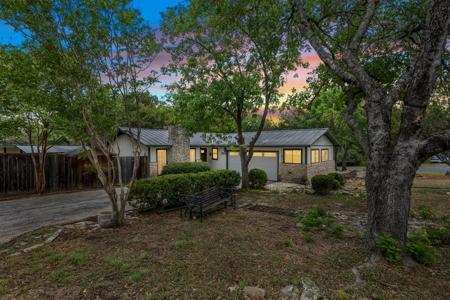 2805 Mecca RD