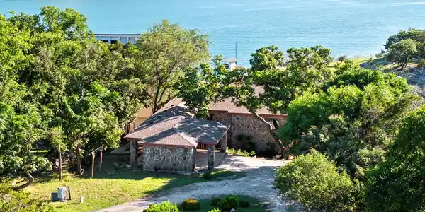 18409 Lakepoint CV