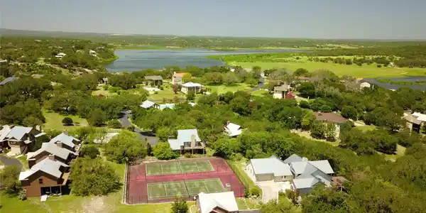 113 Courtside WAY