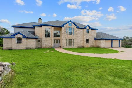 4205 Park DR