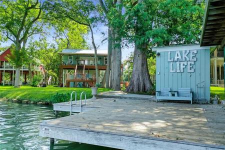 310 Turtle LN