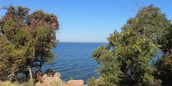 50 Peninsula DR