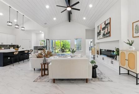 418 Bedford DR