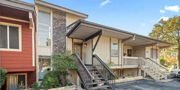 559 Demarett DR