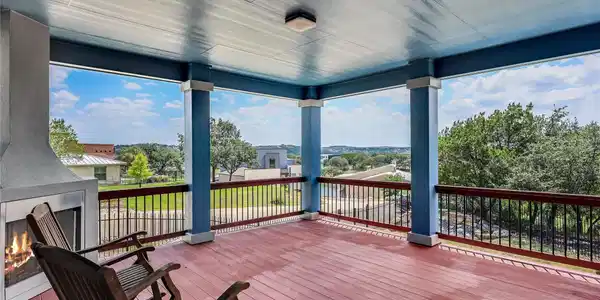 3000 Constitution DR
