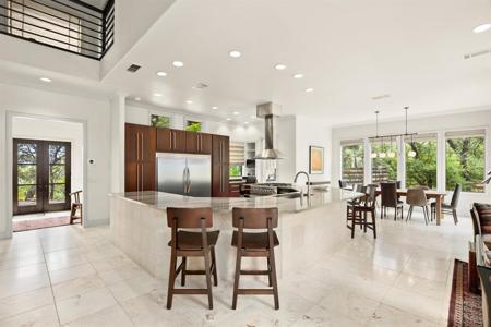 9909 Lake Ridge DR