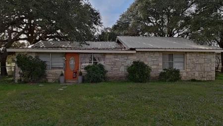 1906 Belaire DR