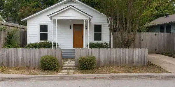 2404 Santa Rita ST